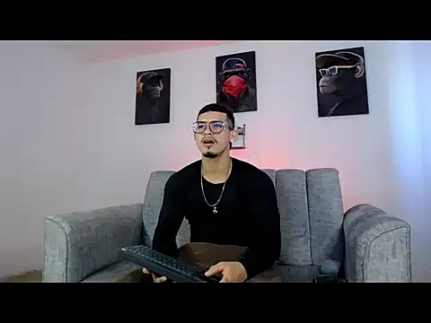 Snapshot of Ethan_rodgers01 chatting on 07-22-26, 02:20 Ethan rodgers01 online show from 07-22-26, 02:20