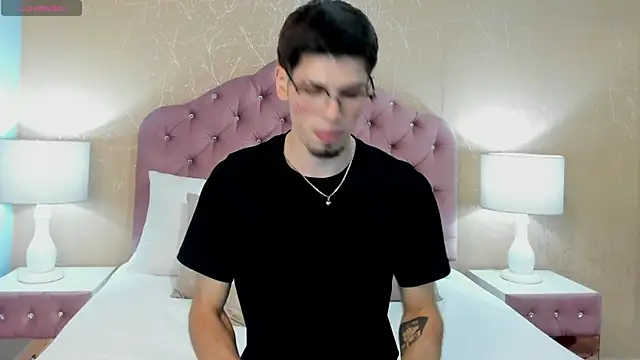 MaxFoox online show from 07-28-26, 02:13