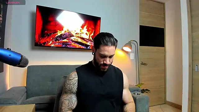 Snapshot of giorgio_leone_1 chatting on 07-29-26, 12:31 giorgio leone 1 online show from 07-29-26, 12:31