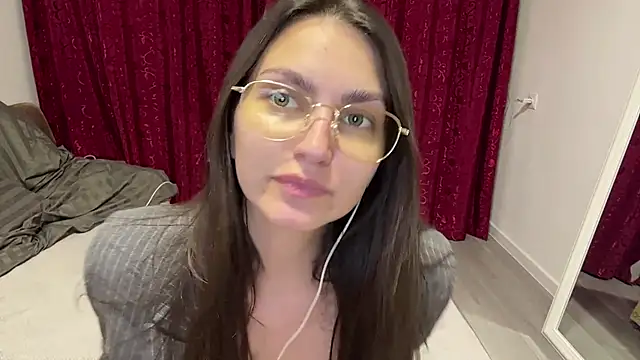 VireliaKitty online show from 07-23-26, 06:50