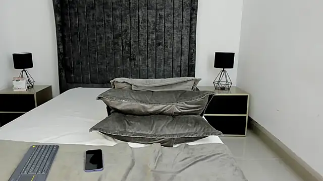 MiaKhal  online show from 07-26-26, 03:47