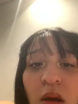 Snapshot of ruemi_rose chatting on 07-13-26, 04:26 ruemi rose online show from 07-13-26, 04:26