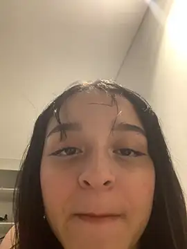 Snapshot of ruemi_rose chatting on 07-23-26, 04:10 ruemi rose online show from 07-23-26, 04:10
