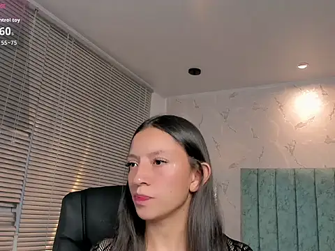 Snapshot of Mia_velmont chatting on 08-07-26, 04:14 Mia velmont online show from 08-07-26, 04:14