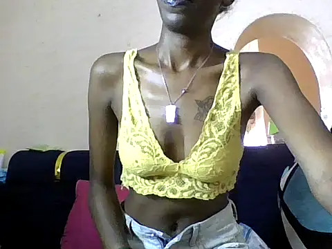 Gram-luxe online show from 07-17-26, 06:20