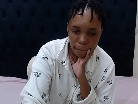 Snapshot of LilacKiss chatting on 07-15-26, 05:56 LilacKiss online show from 07-15-26, 05:56