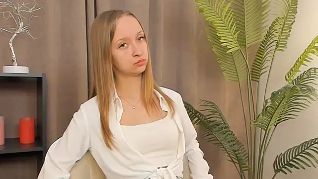 PearleChristopher online show from 07-14-26, 03:40