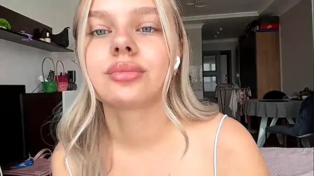 Rita Blondana online show from 07-28-26, 11:17