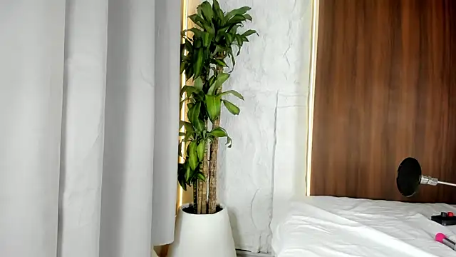 AnastaciaRouss online show from 07-23-26, 12:03