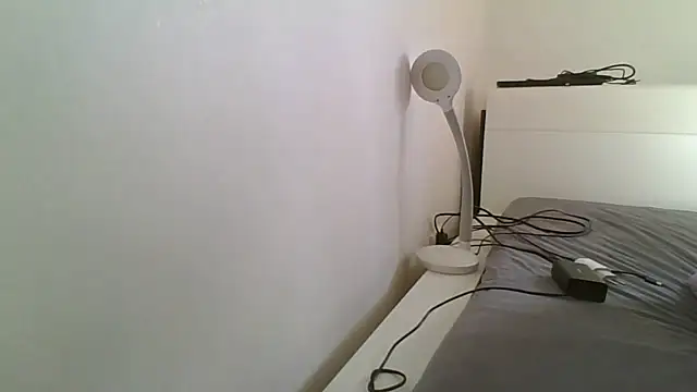 Snapshot of freshboy72 chatting on 07-28-26, 03:21 freshboy72 online show from 07-28-26, 03:21