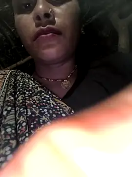 Snapshot of maneesha_10 chatting on 07-11-26, 06:54 maneesha 10 online show from 07-11-26, 06:54