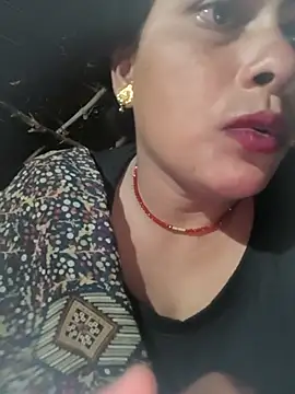 Snapshot of maneesha_10 chatting on 07-16-26, 04:35 maneesha 10 online show from 07-16-26, 04:35