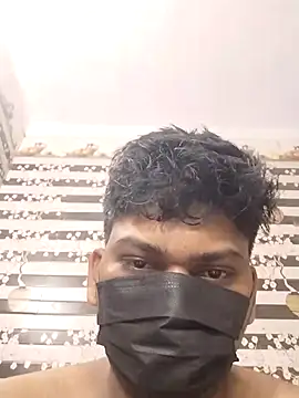 Snapshot of Tamil_555_Couples chatting on 07-23-26, 12:13 Tamil 555 Couples online show from 07-23-26, 12:13