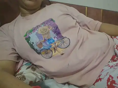 cute girl 12 online show from 07-28-26, 07:37