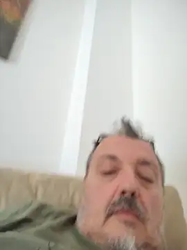 Snapshot of Theitalianpapi chatting on 07-14-26, 01:28 Theitalianpapi online show from 07-14-26, 01:28