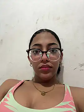 Snapshot of Kimy_lux chatting on 07-14-26, 01:39 Kimy lux online show from 07-14-26, 01:39