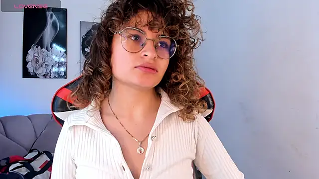 Emily fiori online show from 07-30-26, 04:11