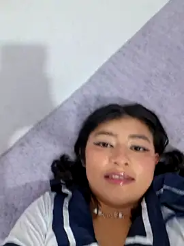 Snapshot of Evelymoon_ chatting on 07-28-26, 10:42 Evelymoon online show from 07-28-26, 10:42