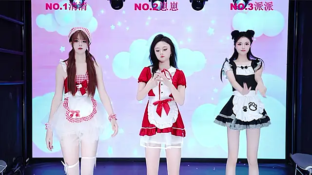 Snapshot of JY-777 chatting on 07-12-26, 11:12 JY-777 online show from 07-12-26, 11:12