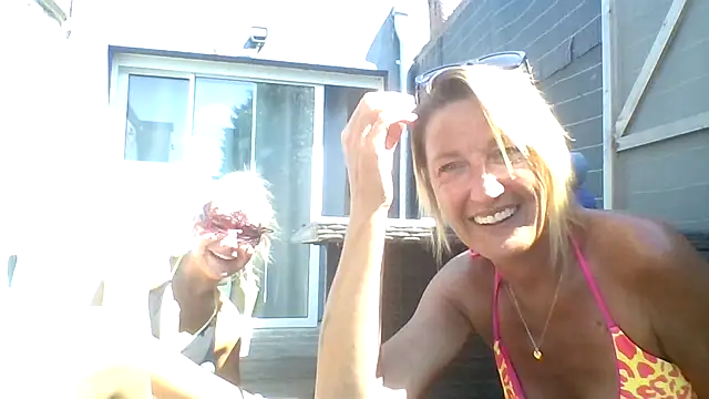 Snapshot of JeuneCharme1 chatting on 08-01-26, 11:31 JeuneCharme1 online show from 08-01-26, 11:31