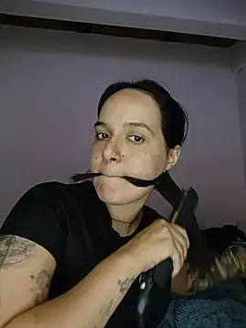 TiffanyCarter2 online show from 07-19-26, 10:46
