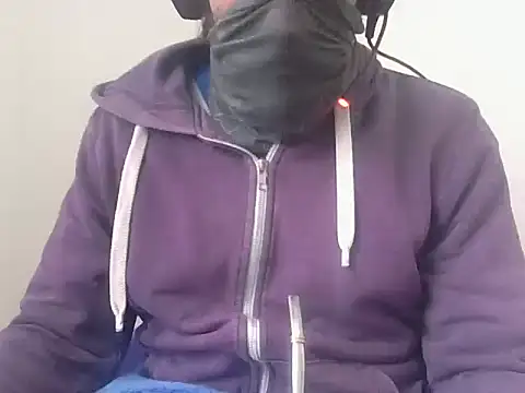 Snapshot of Dogo-90 chatting on 07-21-26, 01:13 Dogo-90 online show from 07-21-26, 01:13