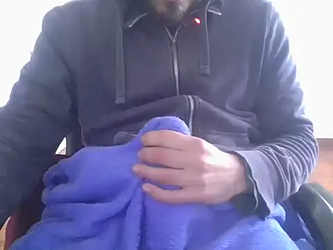 Snapshot of Dogo-90 chatting on 07-28-26, 02:24 Dogo-90 online show from 07-28-26, 02:24