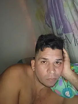 Snapshot of tomalo_12 chatting on 07-14-26, 01:30 tomalo 12 online show from 07-14-26, 01:30