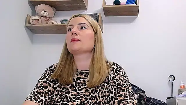 alisenties online show from 07-24-26, 02:37