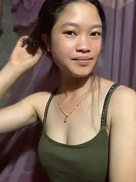 LilyLily68 online show from 08-05-26, 05:10