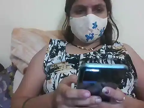 Snapshot of Indiangirl_Tanu chatting on 07-29-26, 06:50 Indiangirl Tanu online show from 07-29-26, 06:50