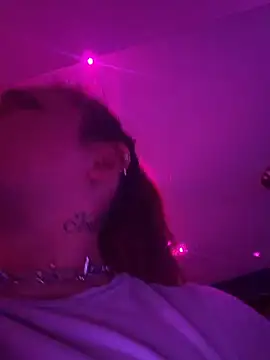 Snapshot of UrHellBri-L chatting on 07-27-26, 03:30 UrHellBri-L online show from 07-27-26, 03:30
