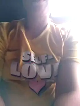 Snapshot of Tu-quyen chatting on 07-24-26, 05:16 Tu-quyen online show from 07-24-26, 05:16