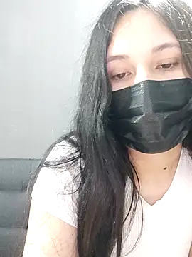 Snapshot of Estrellitaa_69 chatting on 07-21-26, 10:12 Estrellitaa 69 online show from 07-21-26, 10:12