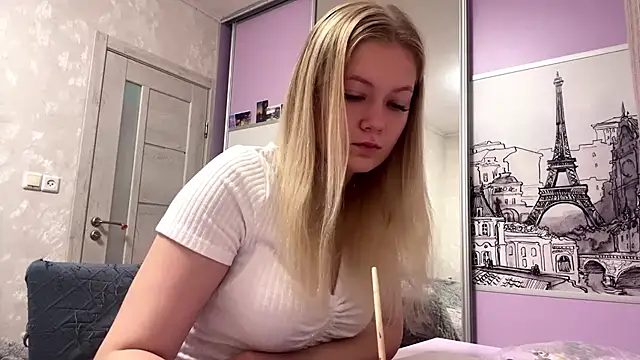LeanaHasler online show from 07-22-26, 01:19