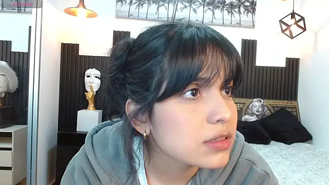 Snapshot of yurii_petite chatting on 07-15-26, 11:59 yurii petite online show from 07-15-26, 11:59