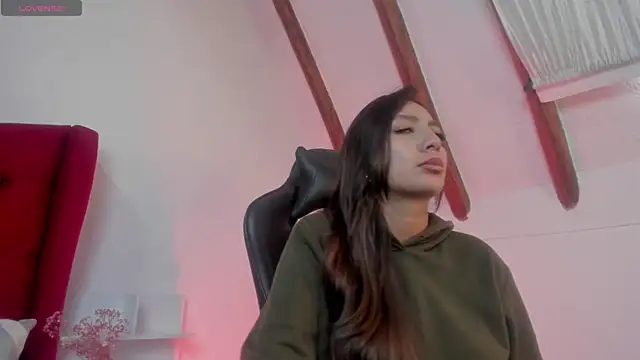 LilyGarciia online show from 07-21-26, 03:47