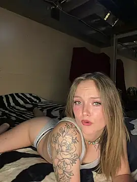 CandaceMarie online show from 07-17-26, 04:30