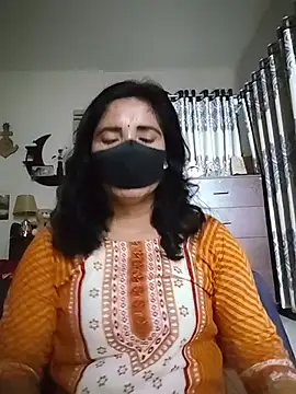 Laila-202 online show from 07-28-26, 06:20