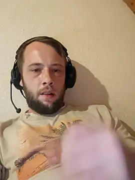 llChrisll95 online show from 07-15-26, 08:47