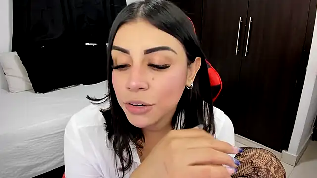 Snapshot of lucy007_ chatting on 09-24-25, 11:19 lucy007 online show from 09-24-25, 11:19