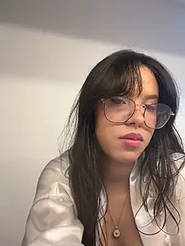 rose allure1 online show from 07-15-26, 02:33