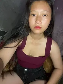 Snapshot of My-nhung chatting on 07-15-26, 11:32 My-nhung online show from 07-15-26, 11:32