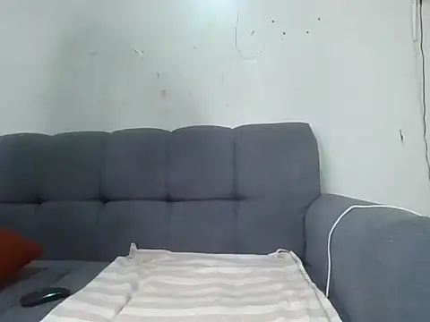 Snapshot of Blush_bunny chatting on 07-16-26, 05:35 Blush bunny online show from 07-16-26, 05:35