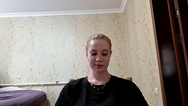 Snapshot of renna_rine chatting on 07-26-26, 03:08 renna rine online show from 07-26-26, 03:08