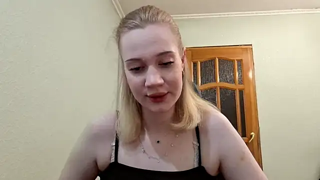 Snapshot of renna_rine chatting on 07-28-26, 03:08 renna rine online show from 07-28-26, 03:08