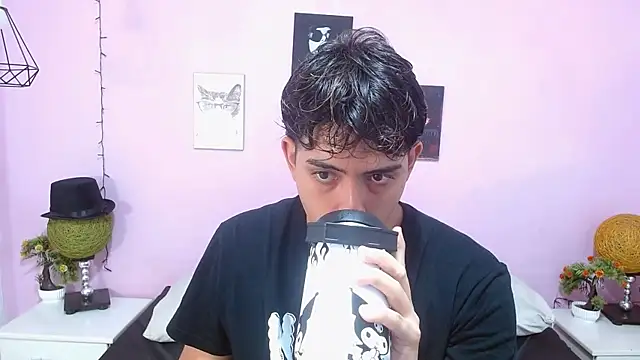 zayne lyon online show from 07-20-26, 11:45