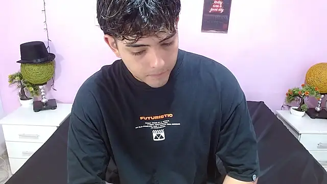 zayne lyon online show from 07-22-26, 11:35