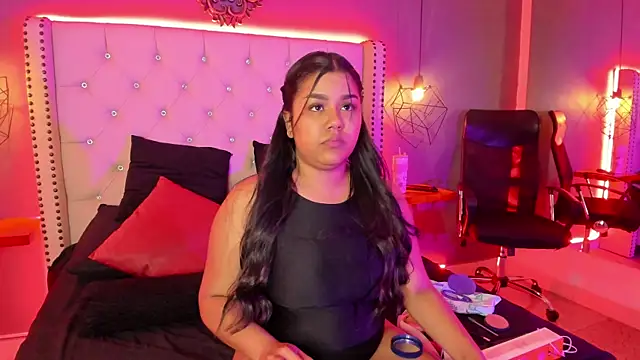 Sofy lee online show from 07-29-26, 07:45