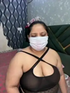 Snapshot of BarbieJasmine chatting on 07-26-26, 12:12 BarbieJasmine online show from 07-26-26, 12:12